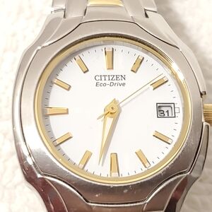 Vintage Citizen Eco Drive Womens Date Watch White Dial Stainless Steel Gold Tone